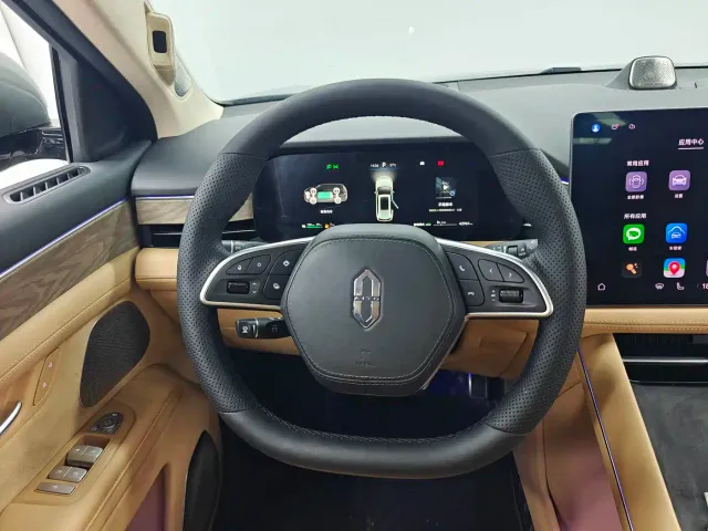 AITO Wenjie AITO M7 2022 1.5T 4WD Flagship Edition — Фото автомобиля 6