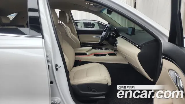 Genesis GV70 2.5T Бензин AWD — Фото автомобиля 11