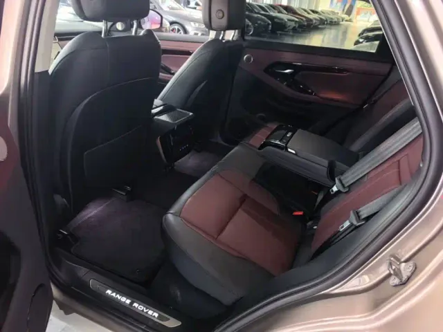 Land Rover Range Rover Evoque — Фото автомобиля 16