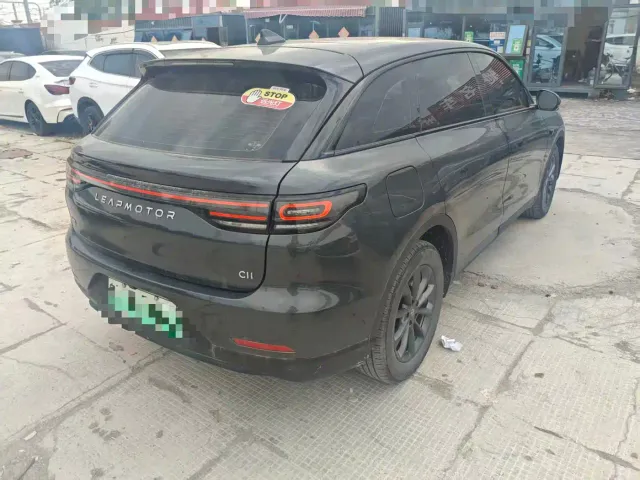 Leapmotor C11 — Фото автомобиля 9