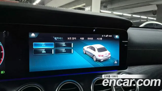 Mercedes-Benz E-Class — Фото автомобиля 15