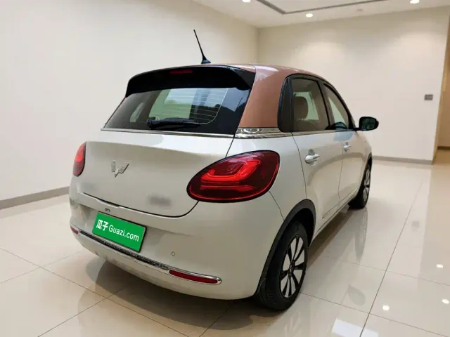 Wuling Bingo — Фото автомобиля 4