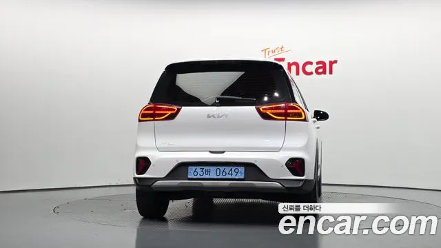 Kia Niro Niro Plus Earth — Фото автомобиля 4