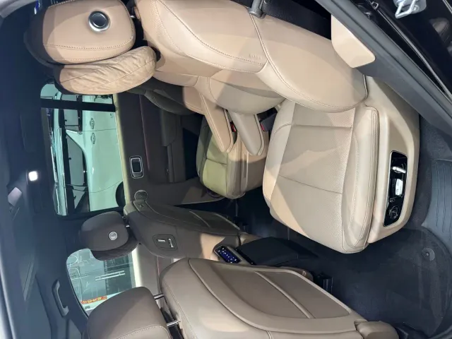 Li Auto Li L8 2025 Ultra Smart Renewal Edition — Фото автомобиля 13