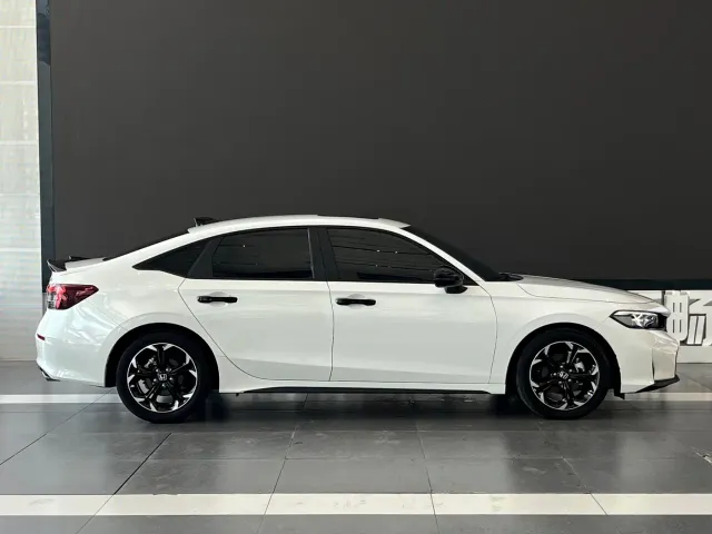 Honda Civic — Фото автомобиля 7