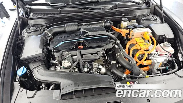 Hyundai Grandeur GN7 — Фото автомобиля 9