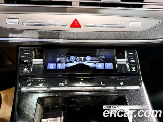 Hyundai Grandeur New — Фото автомобиля 12