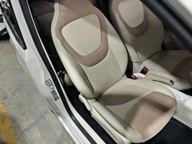 Wuling Hongguang Mini EV — Фото автомобиля 24