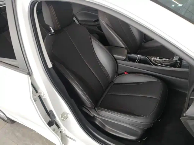 Buick Verano — Фото автомобиля 24