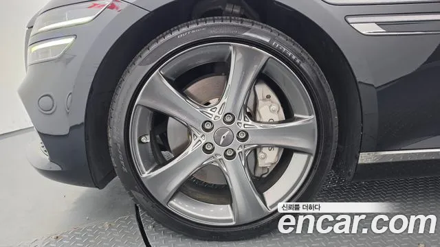 Genesis G80 RG3 — Фото автомобиля 5