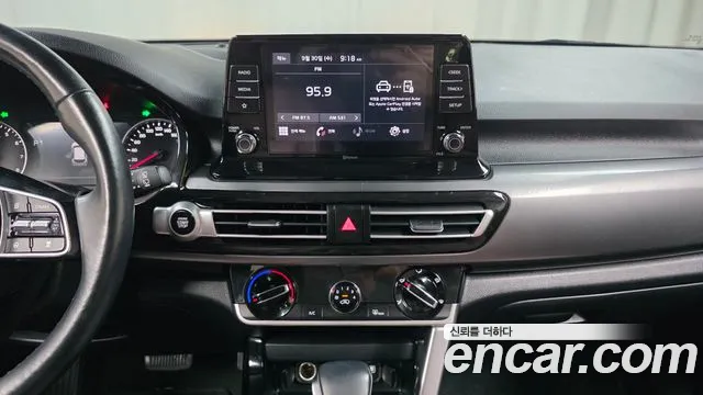 Kia Seltos — Фото автомобиля 19