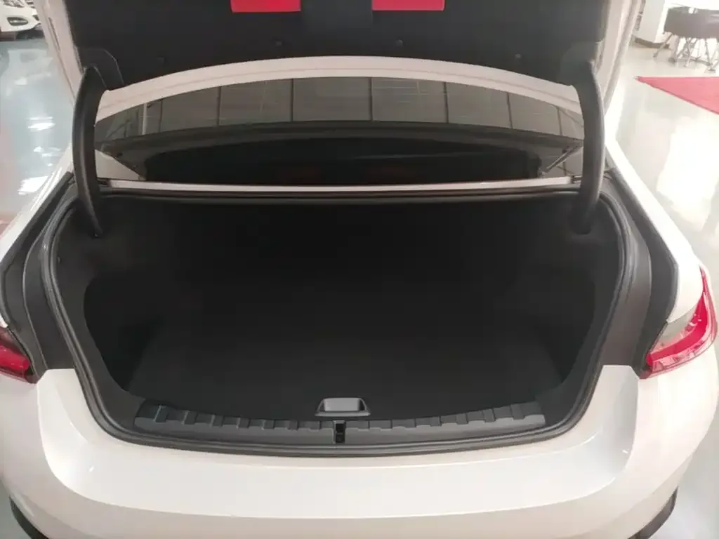 BMW BMW i3 2022 eDrive 35 L — Фото автомобиля 18