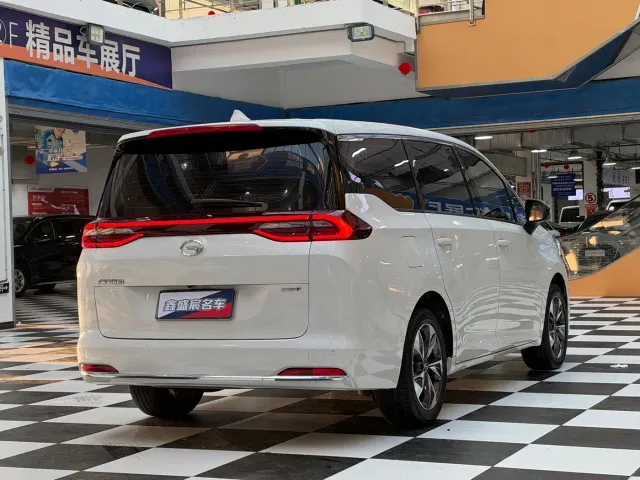 GAC Trumpchi M6 — Фото автомобиля 19