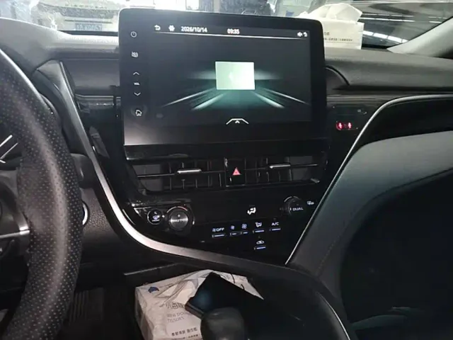Toyota Camry — Фото автомобиля 12
