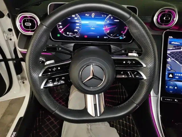 Mercedes-Benz C-Class — Фото автомобиля 11