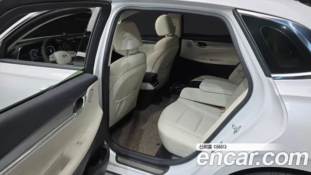 Hyundai Grandeur — Фото автомобиля 25