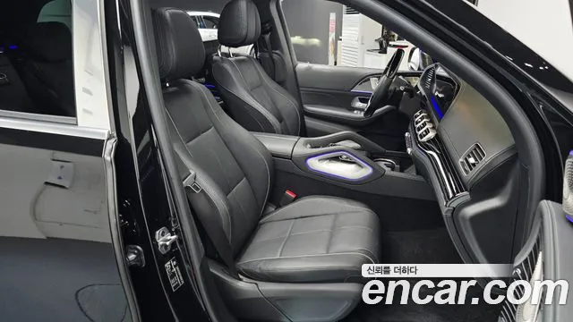 Mercedes-Benz GLS-Class — Фото автомобиля 12