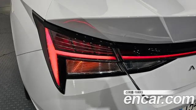 Hyundai Avante CN7 — Фото автомобиля 23