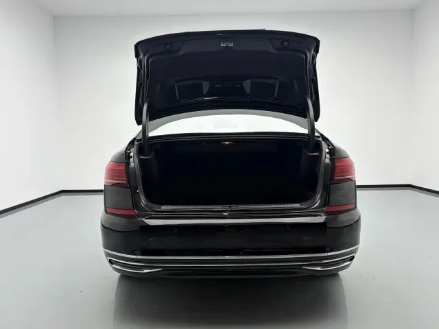 Volkswagen Passat — Фото автомобиля 18