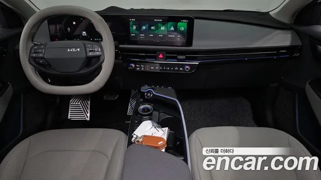 Kia EV6 — Фото автомобиля 10