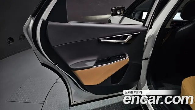 Kia EV6 — Фото автомобиля 14