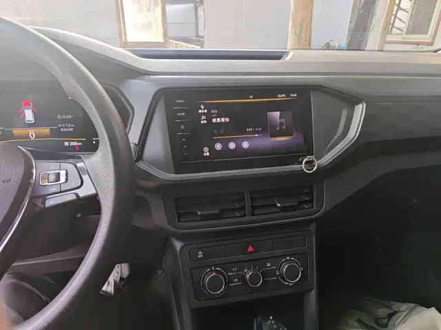 Volkswagen T-Cross — Фото автомобиля 14