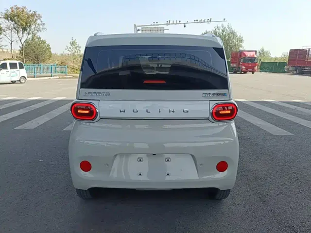 Wuling Hongguang Mini EV — Фото автомобиля 5