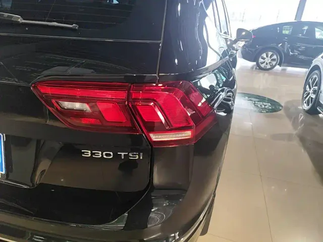 Volkswagen Tiguan L — Фото автомобиля 7