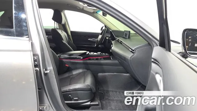 Genesis GV70 — Фото автомобиля 11
