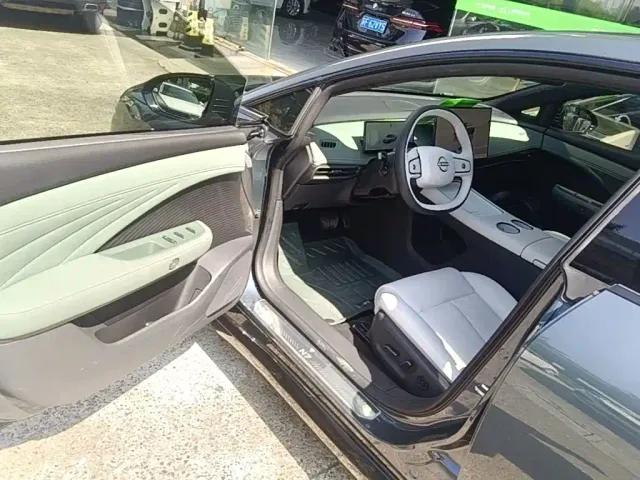 Nissan N7 — Фото автомобиля 15