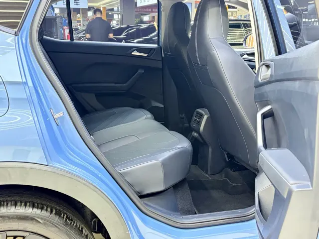 Volkswagen Tharu — Фото автомобиля 13