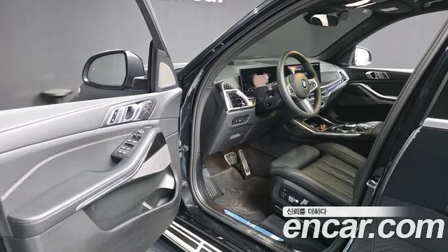 BMW X7 — Фото автомобиля 8