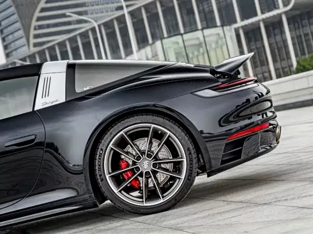 Porsche 911 — Фото автомобиля 4