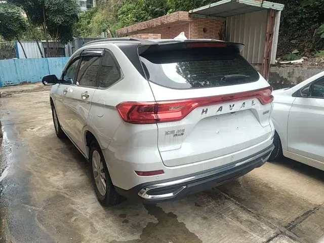 Haval M6 — Фото автомобиля 4