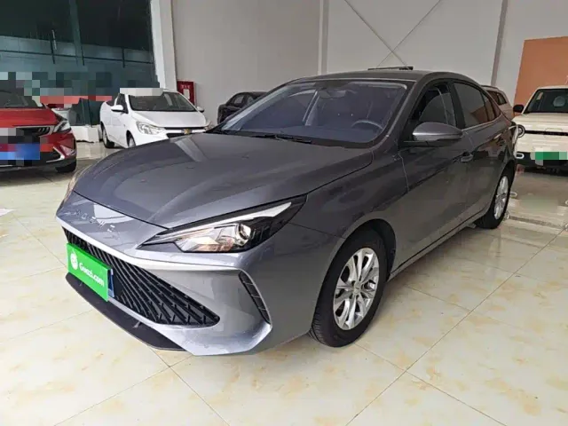 Фотография автомобиля — Roewe i5