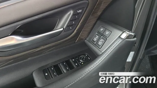 Toyota Alphard 4th Gen — Фото автомобиля 28