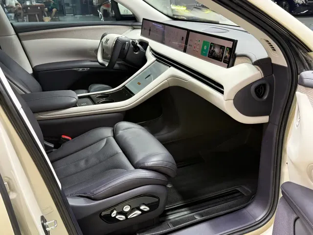 IM Motors IM LS7 — Фото автомобиля 12
