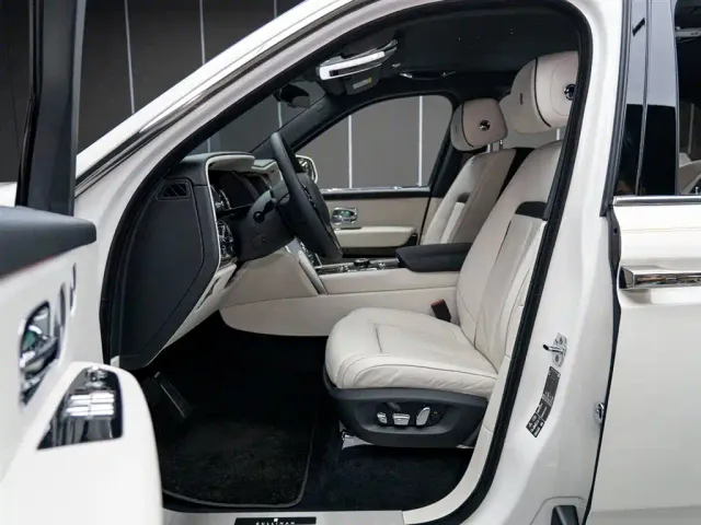 Rolls-Royce Cullinan — Фото автомобиля 5