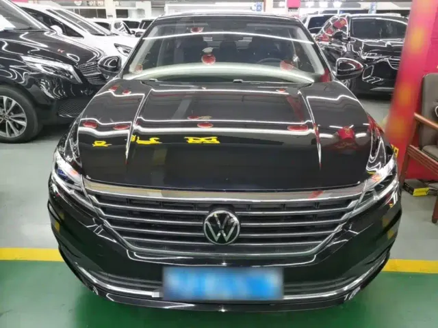 Volkswagen Lavida — Фото автомобиля 2