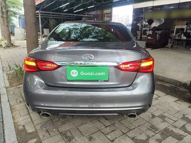 Infiniti Q50L — Фото автомобиля 5