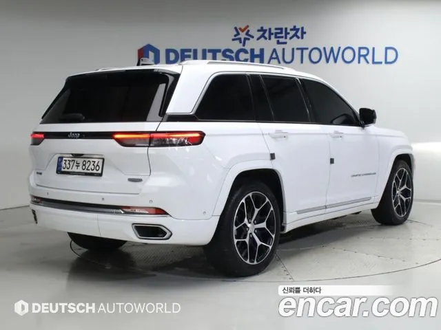 Jeep Cherokee — Фото автомобиля 2