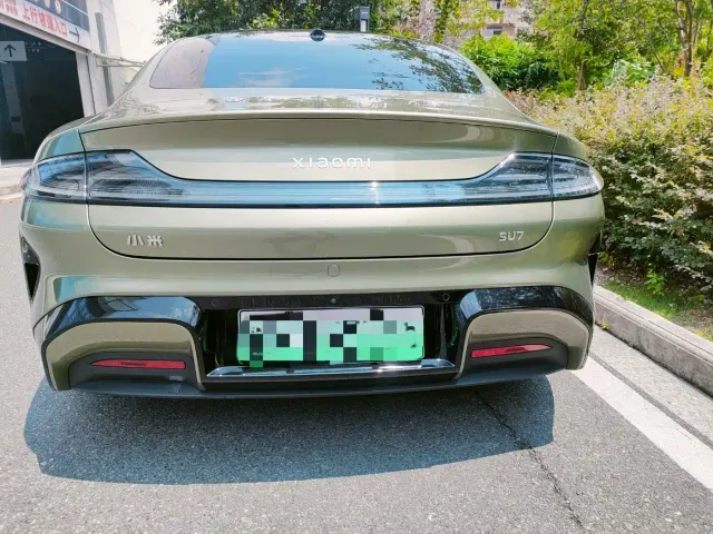 Xiaomi SU7 — Фото автомобиля 7