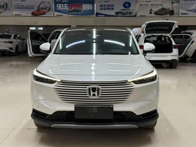 Honda Vezel — Фото автомобиля 2