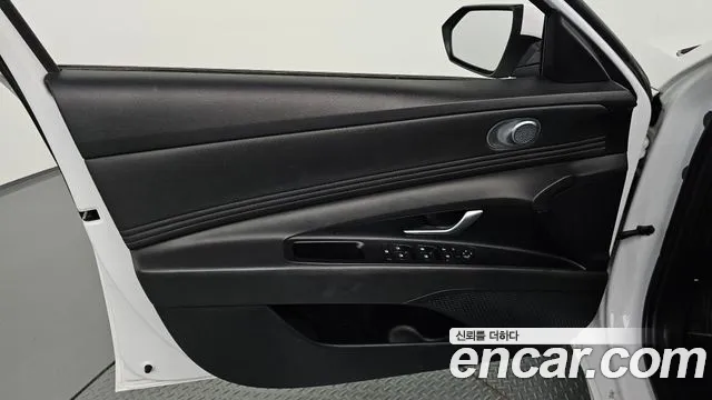 Hyundai Avante CN7 — Фото автомобиля 23