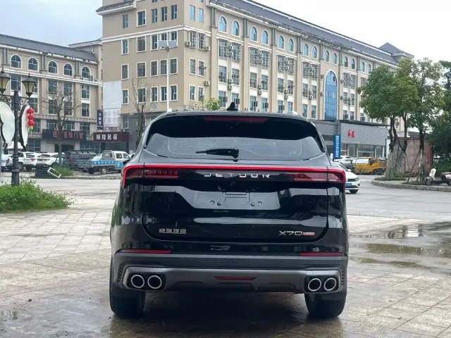 Jetour X70 Plus — Фото автомобиля 9