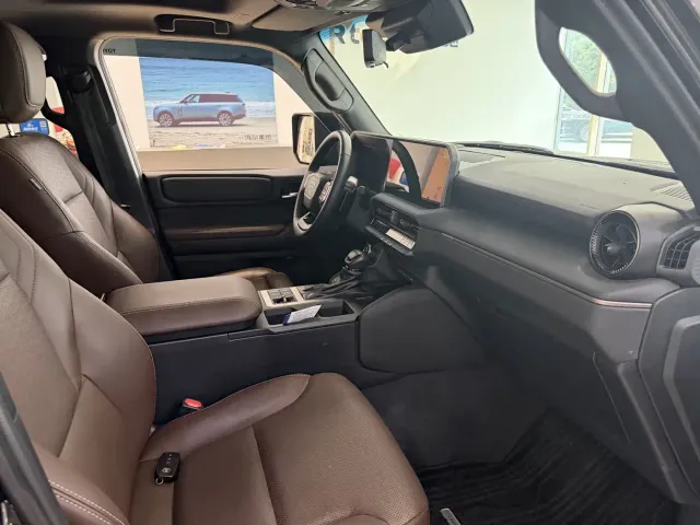Toyota Prado — Фото автомобиля 4