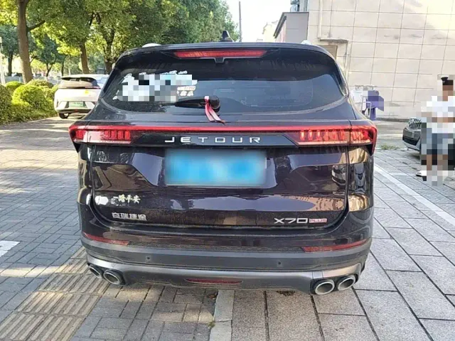 Jetour X70 Plus — Фото автомобиля 5