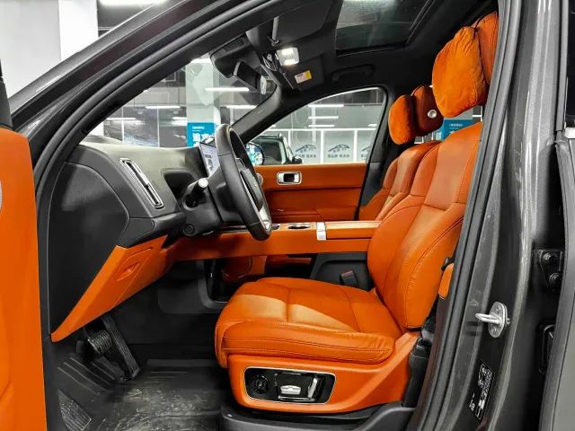 Li Auto L9 — Фото автомобиля 6