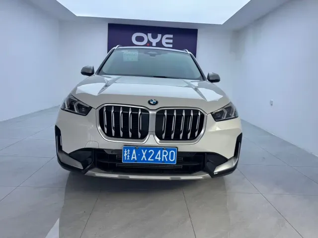 BMW X1 — Фото автомобиля 2