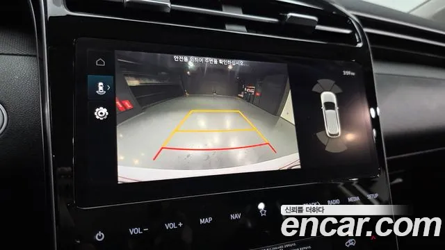 Hyundai Tucson Tucson (NX4) Дизель 2.0 2WD — Фото автомобиля 15